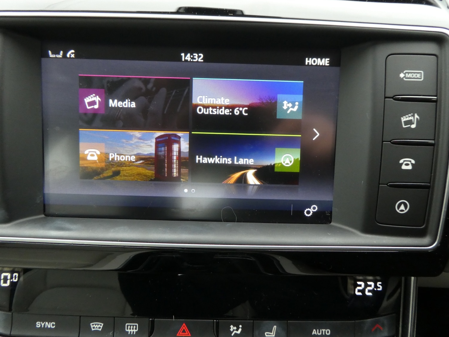 Used Jaguar XE 2015 for sale - 77590021: Photo 19