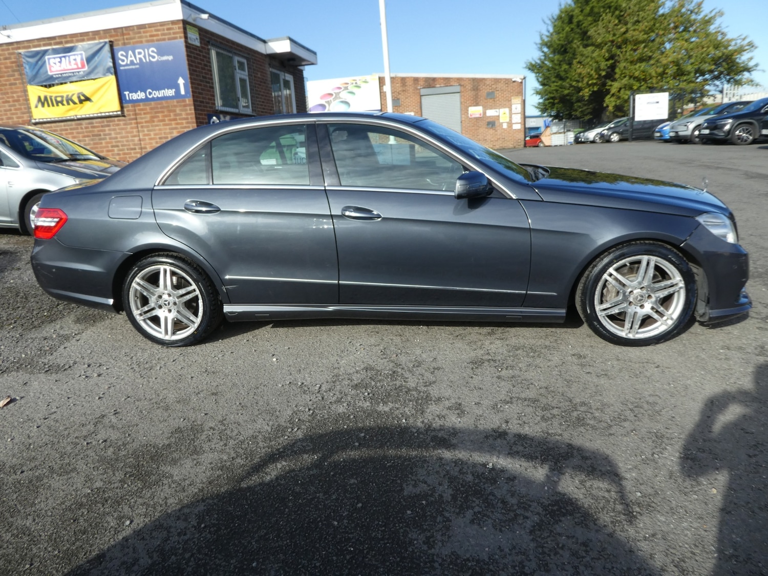 Used Mercedes-Benz E Class 2012 for sale - 76391688: Photo 4