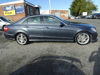 Used Mercedes-Benz E Class 2012 for sale - 76391688: Photo