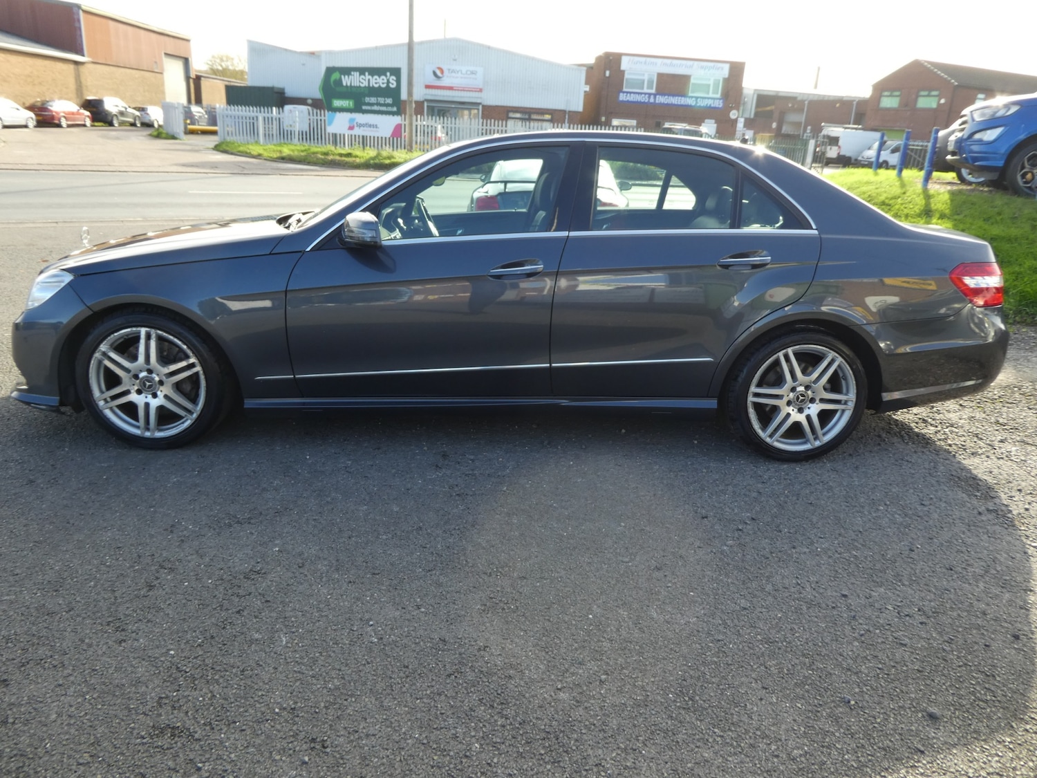 Used Mercedes-Benz E Class 2012 for sale - 76391688: Photo 8