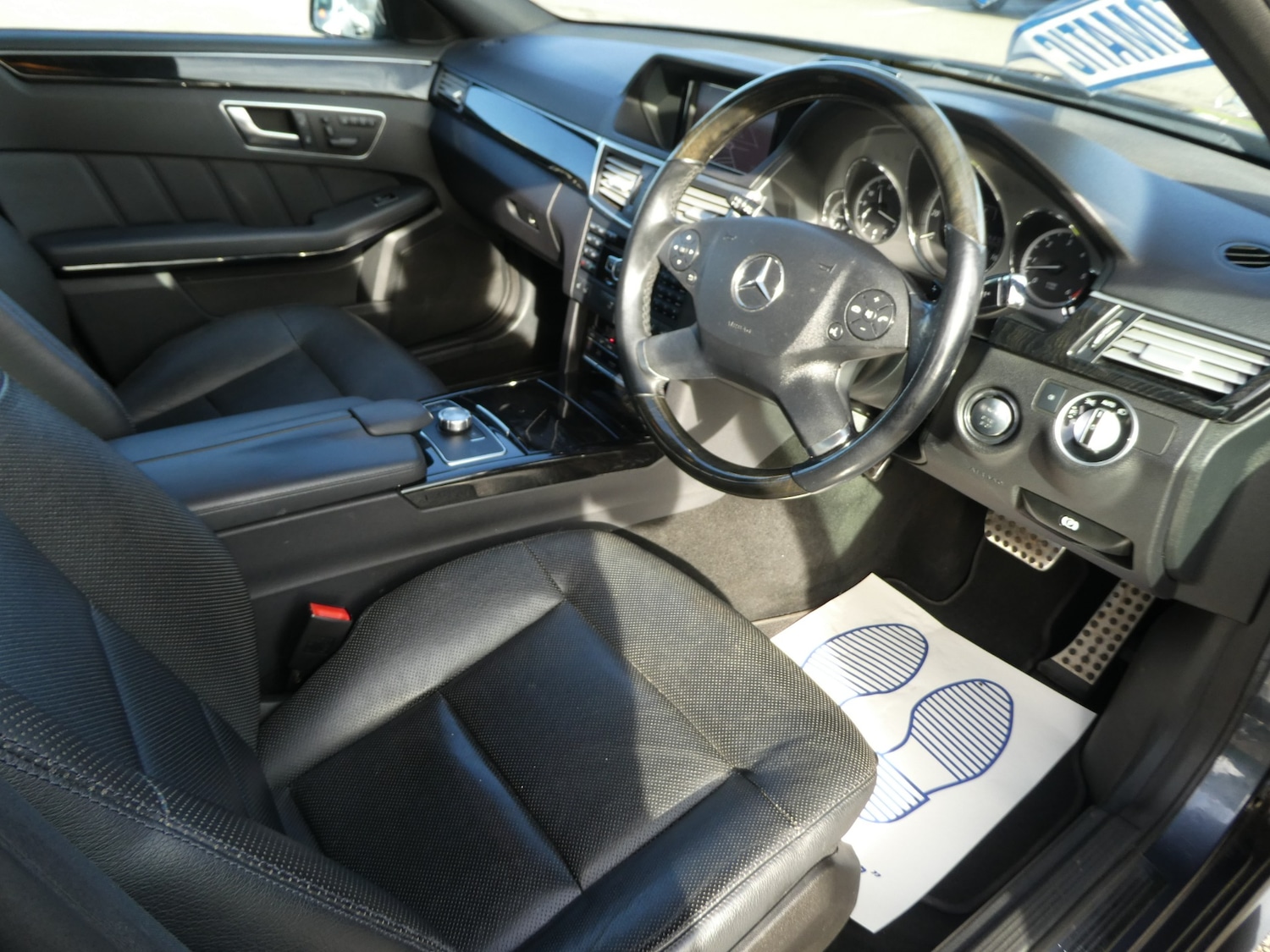 Used Mercedes-Benz E Class 2012 for sale - 76391688: Photo 9