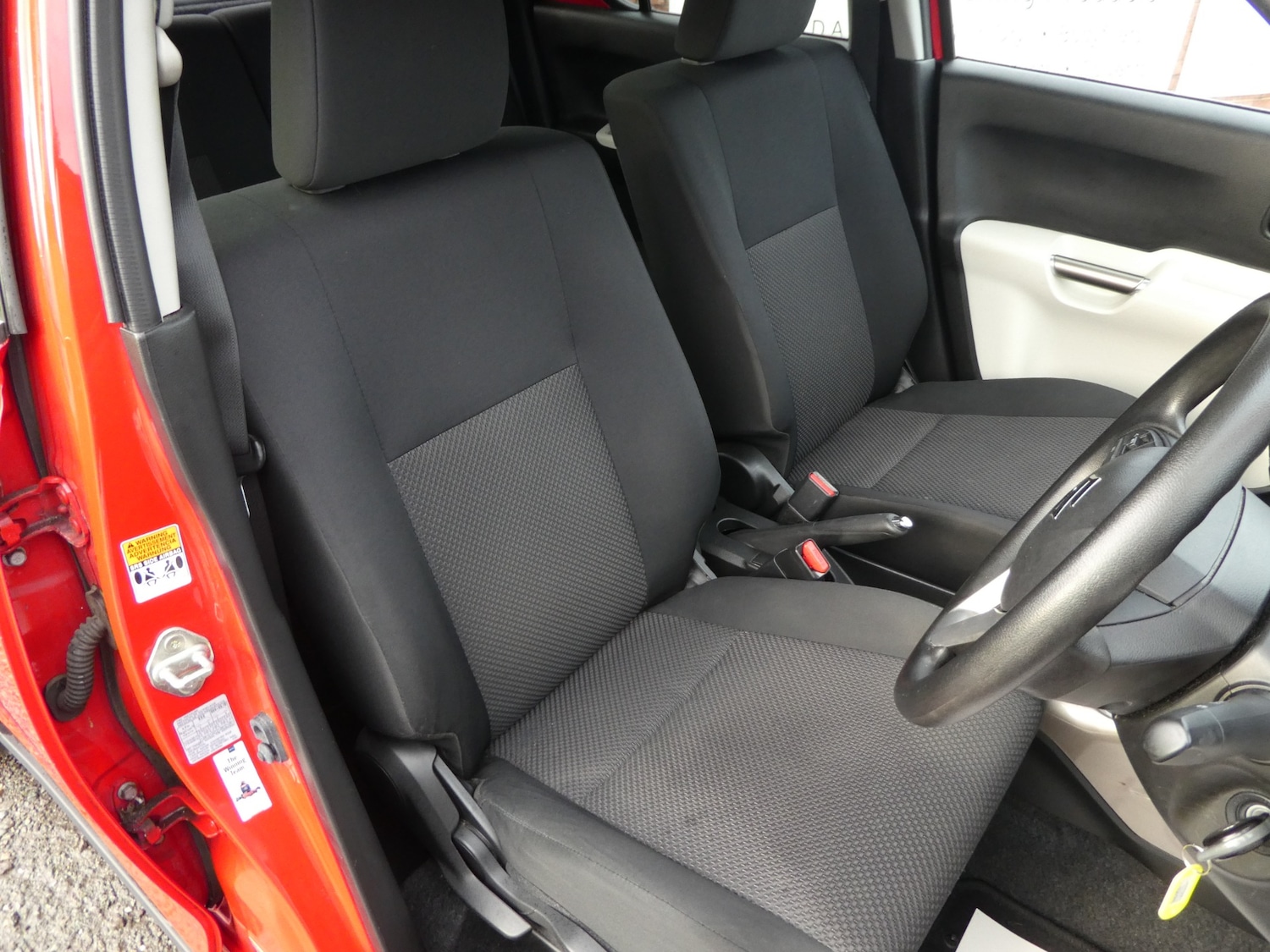 Used Suzuki Ignis 2018 for sale - 76940124: Photo 10