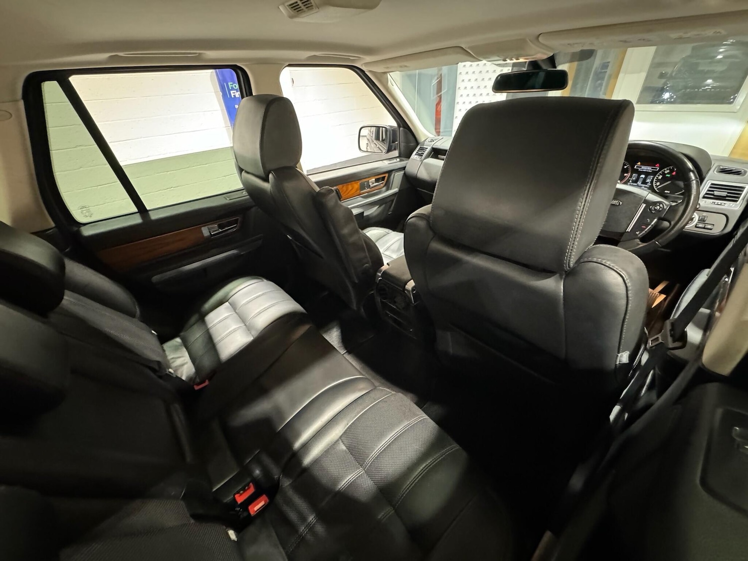 Used Land Rover Range Rover Sport 2011 for sale - 76607146: Photo 18