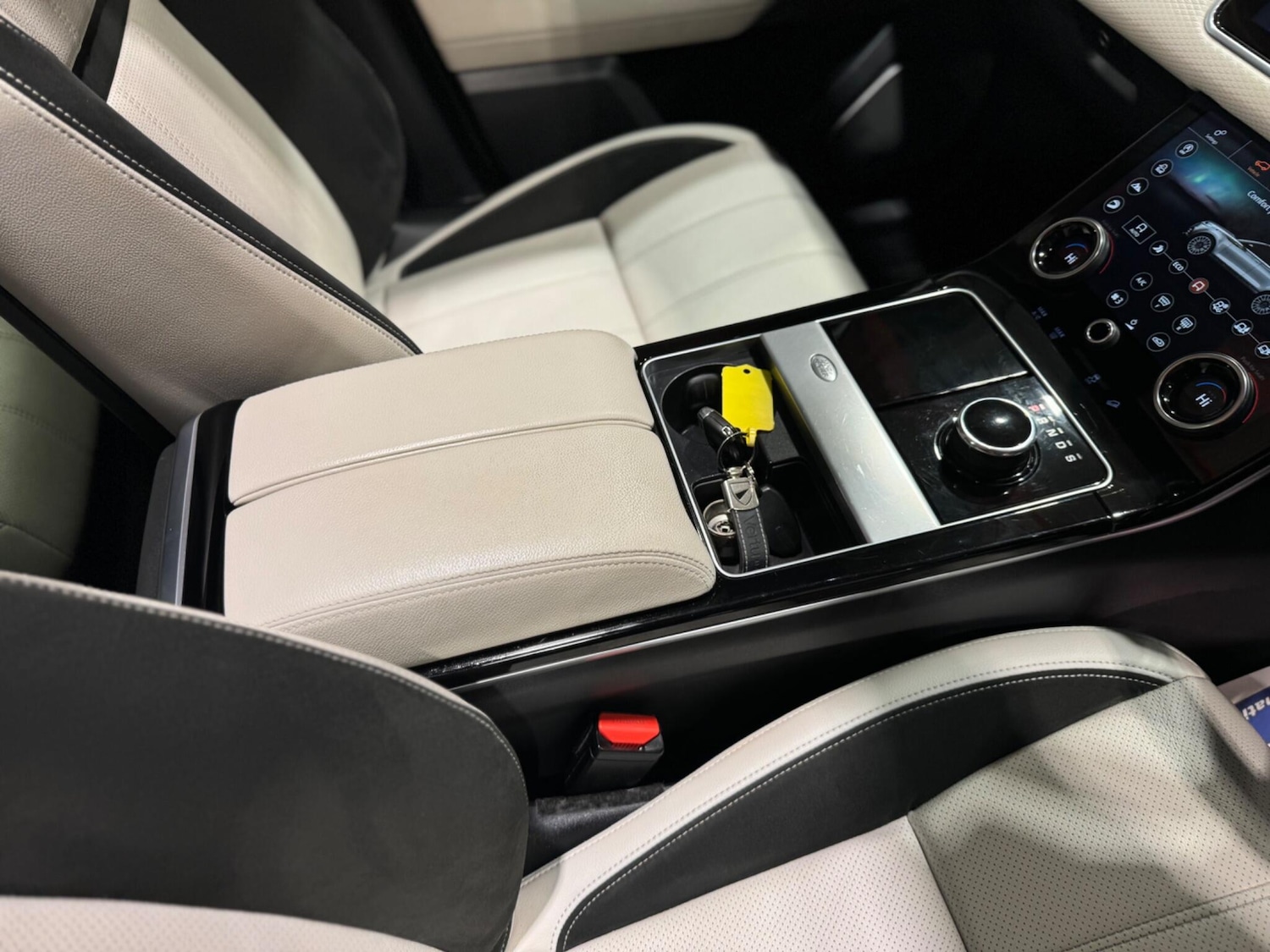 Used Land Rover Range Rover Velar for sale - 76485515: Photo 15