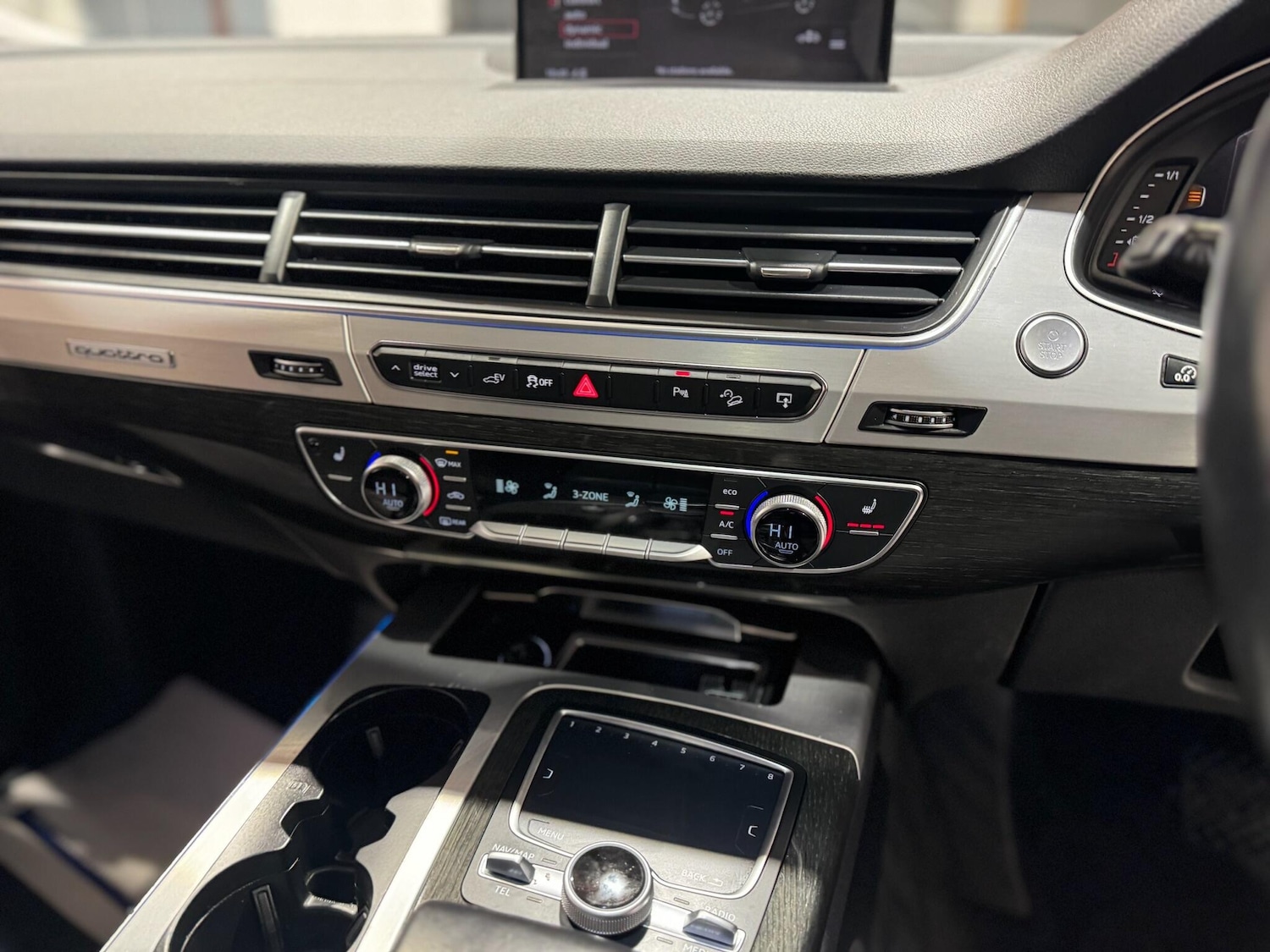 Used Audi Q7 2017 for sale - 76992934: Photo 12