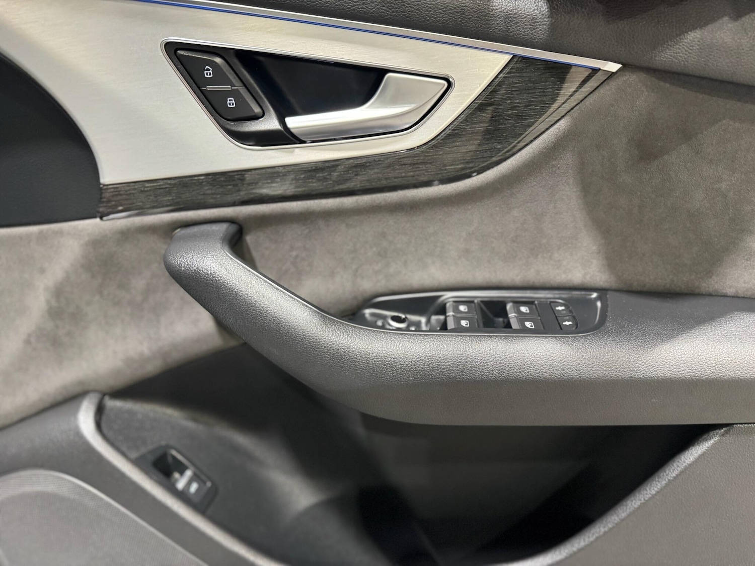 Used Audi Q7 2017 for sale - 76992934: Photo 17