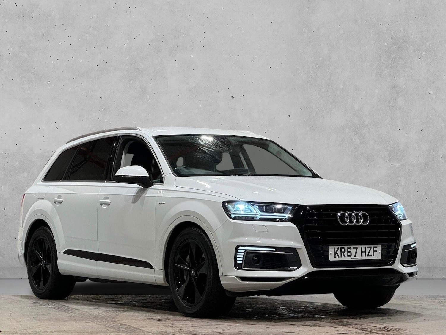 Used Audi Q7 2017 for sale - 76992934: Photo 3