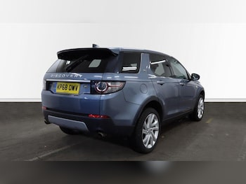 Used Land Rover Discovery Sport 2018 for sale - 77131539: Photo