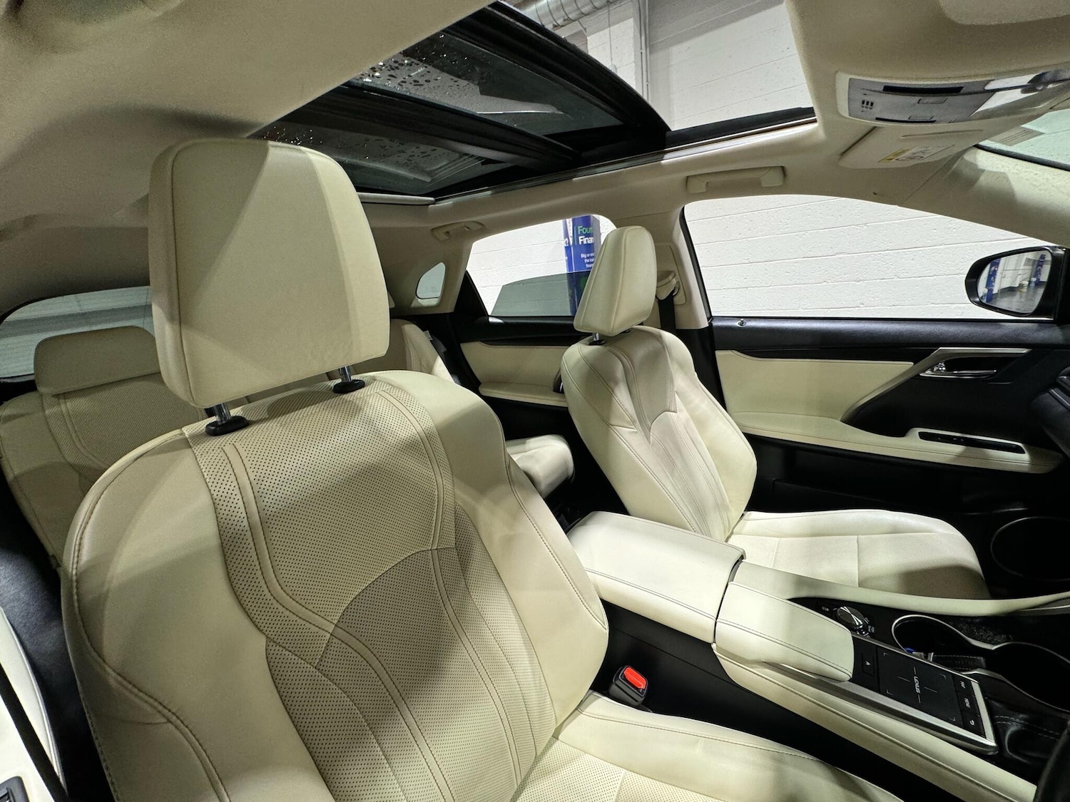 Used Lexus RX 2022 for sale - 76965218: Photo 18