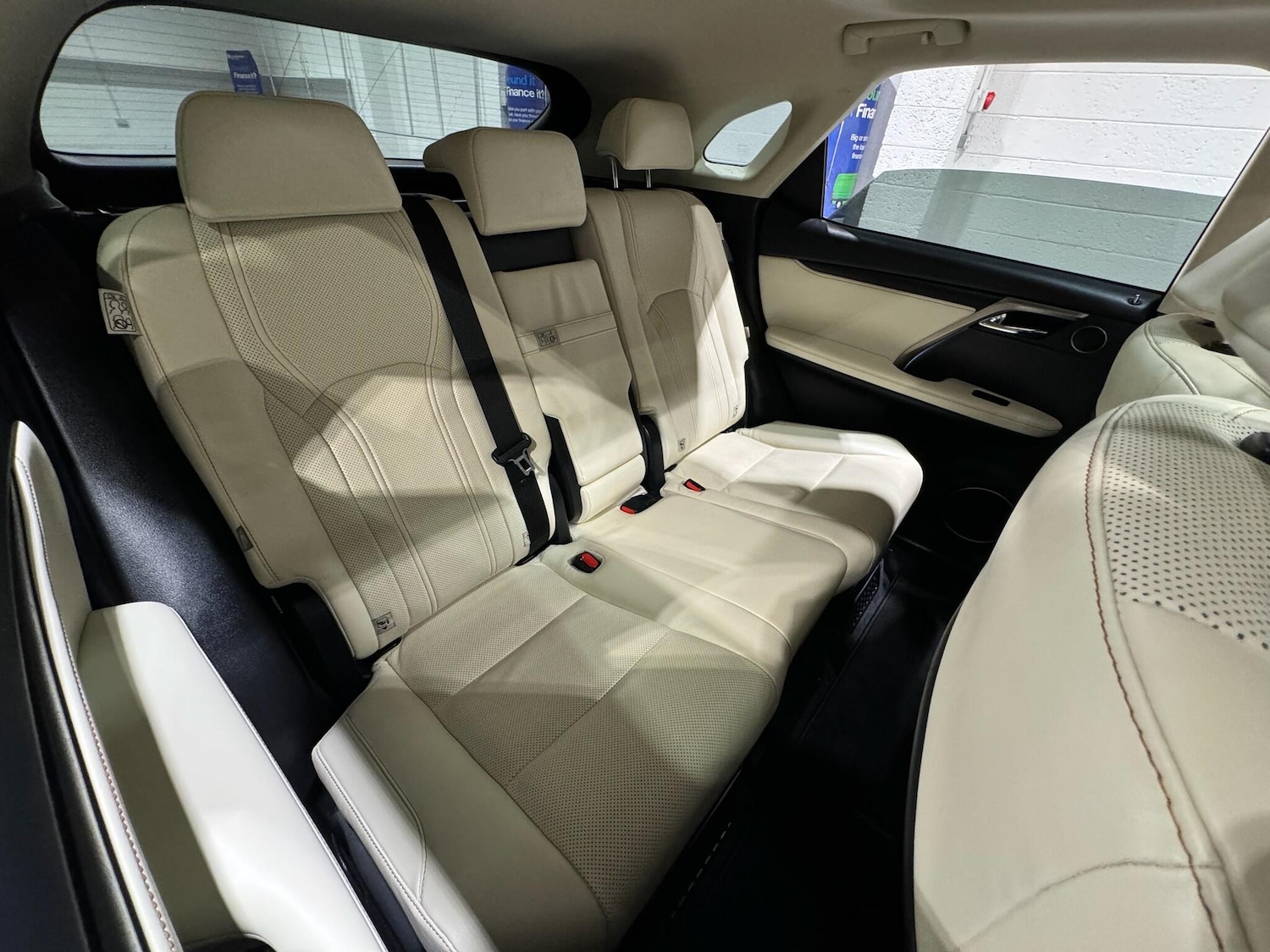 Used Lexus RX 2022 for sale - 76965218: Photo 19