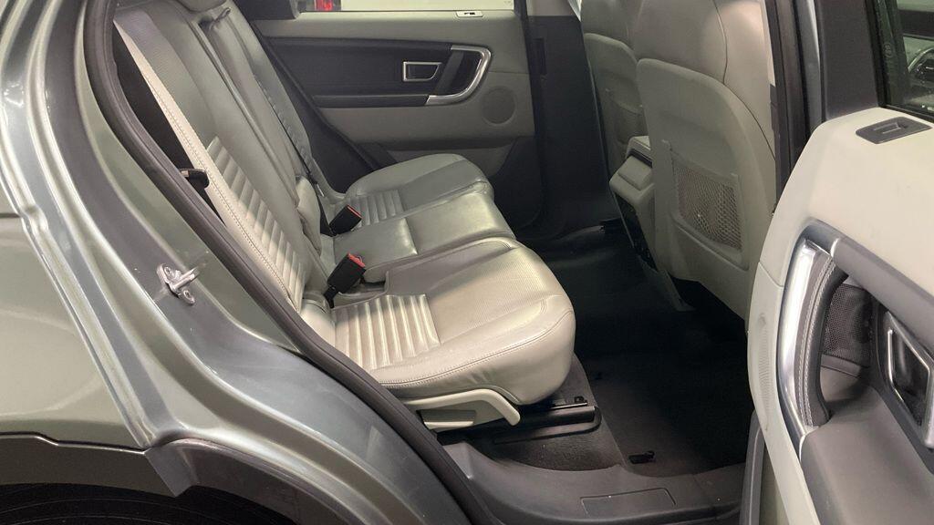 Used Land Rover Discovery Sport 2016 for sale - 76167265: Photo 6