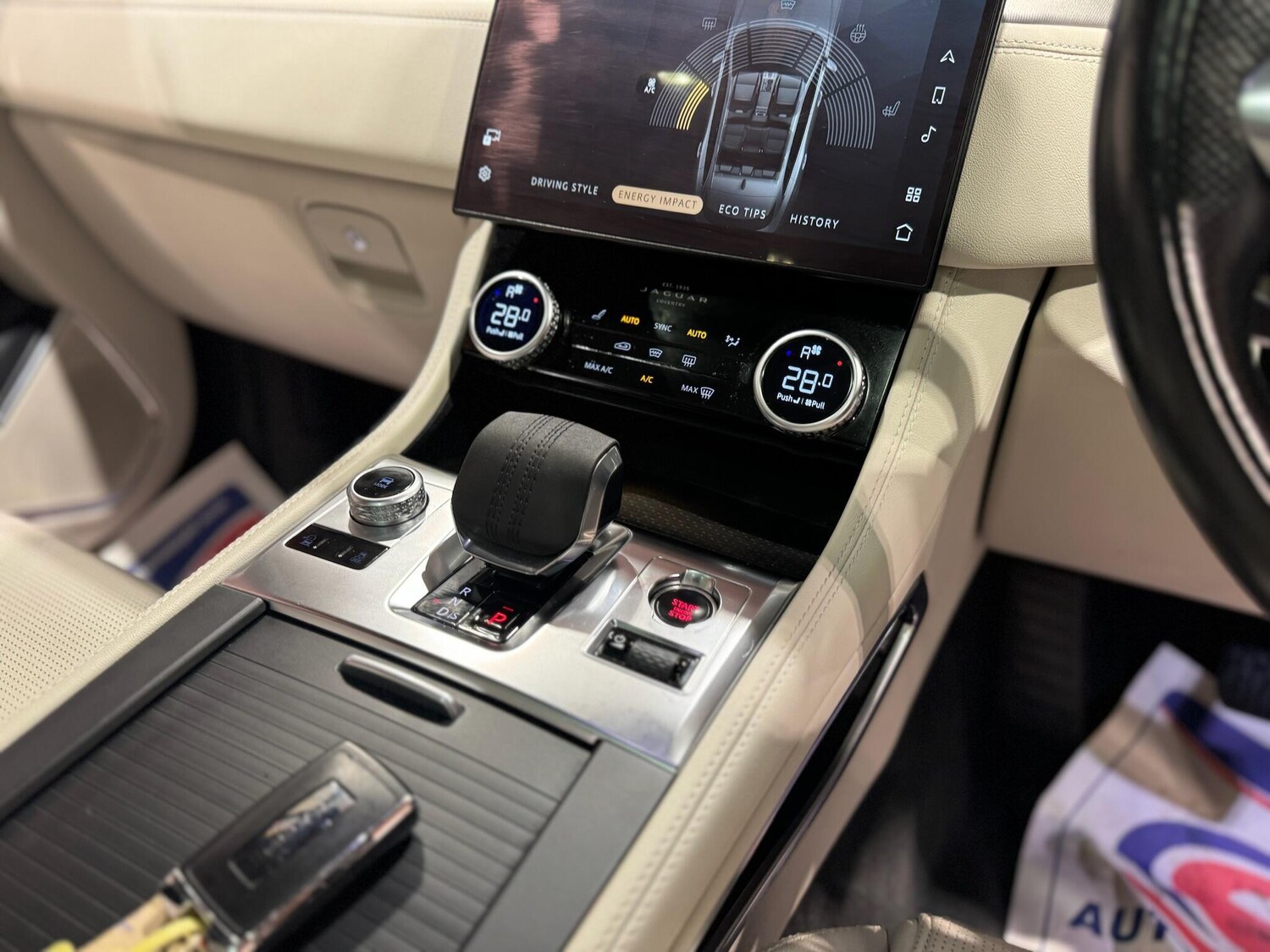 Used Jaguar F-Pace 2021 for sale - 76800848: Photo 12