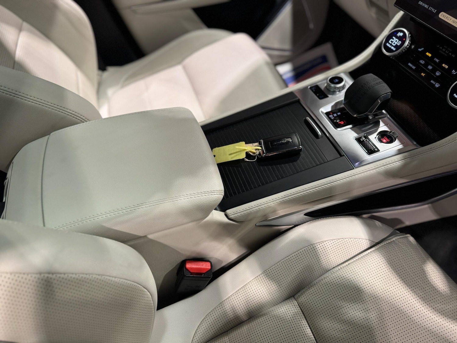 Used Jaguar F-Pace 2021 for sale - 76800848: Photo 16