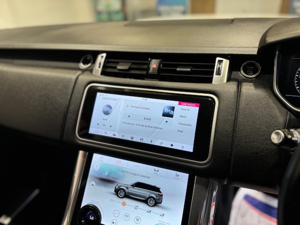 Used Land Rover Range Rover Sport 2018 for sale - 74958546: Photo 16