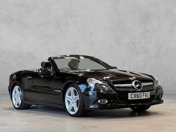 Used Mercedes-Benz SL 2011 for sale - 76992015: Photo