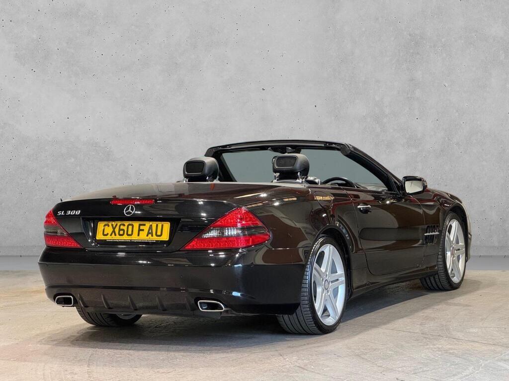 Used Mercedes-Benz SL 2011 for sale - 76992015: Photo 5