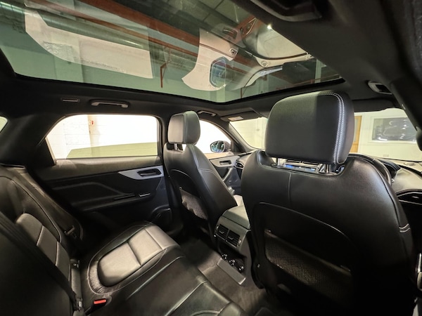 Used Jaguar F-Pace 2018 for sale - 75681876: Photo 17
