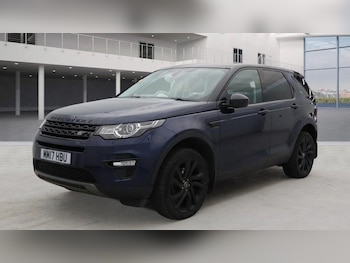 Used Land Rover Discovery Sport 2017 for sale - 76167163: Photo 2