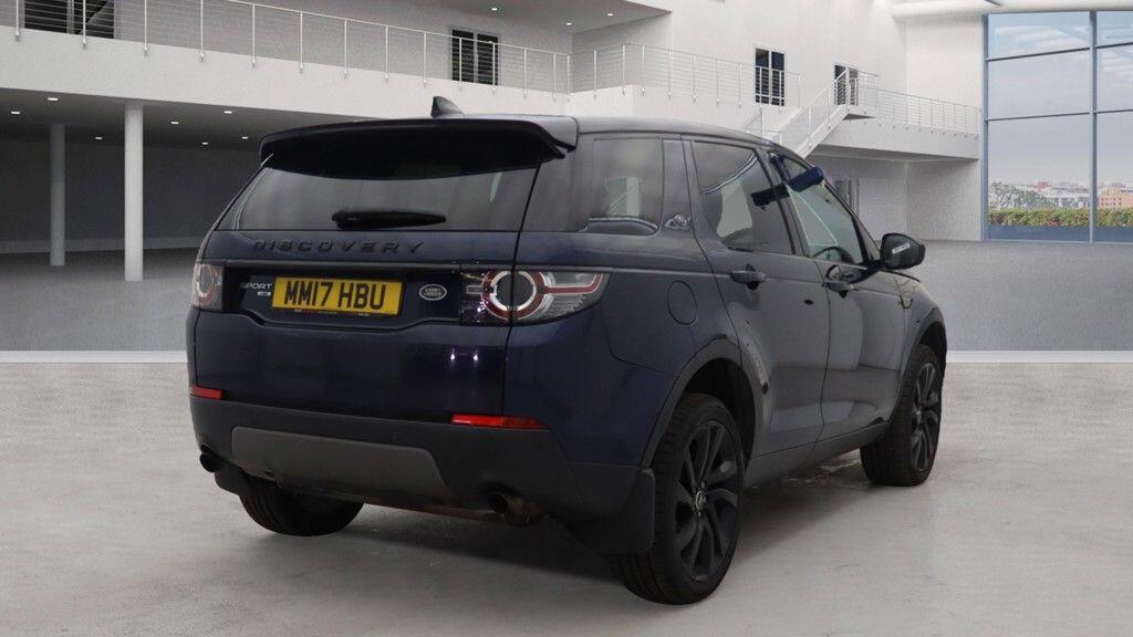 Used Land Rover Discovery Sport 2017 for sale - 76167163: Photo 4