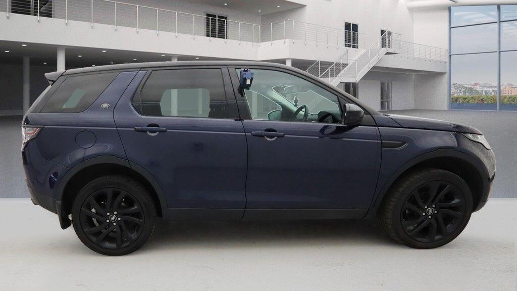 Used Land Rover Discovery Sport 2017 for sale - 76167163: Photo 5