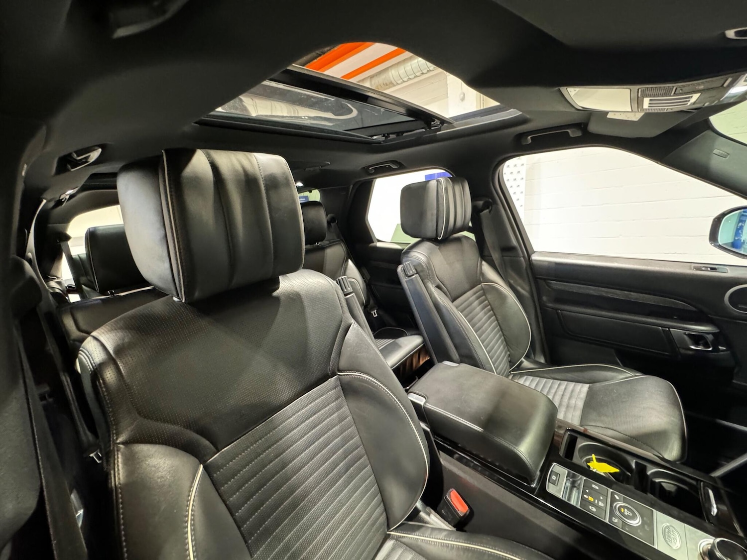 Used Land Rover Discovery 2019 for sale - 75964737: Photo 19