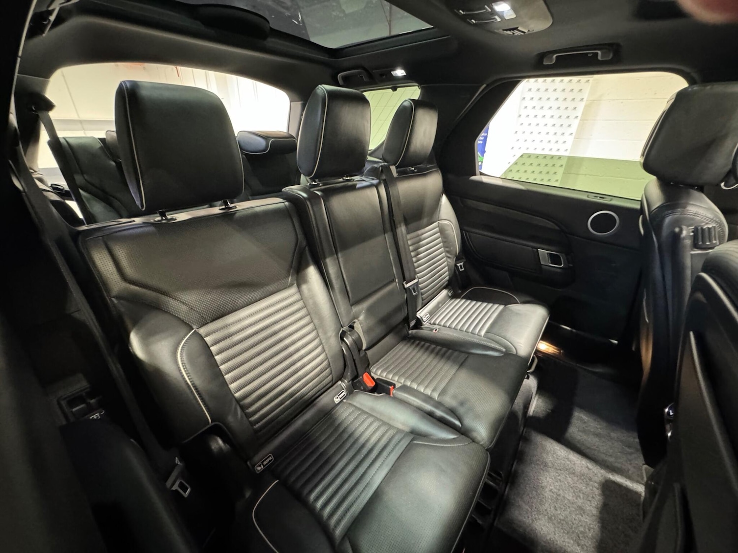 Used Land Rover Discovery 2019 for sale - 75964737: Photo 20