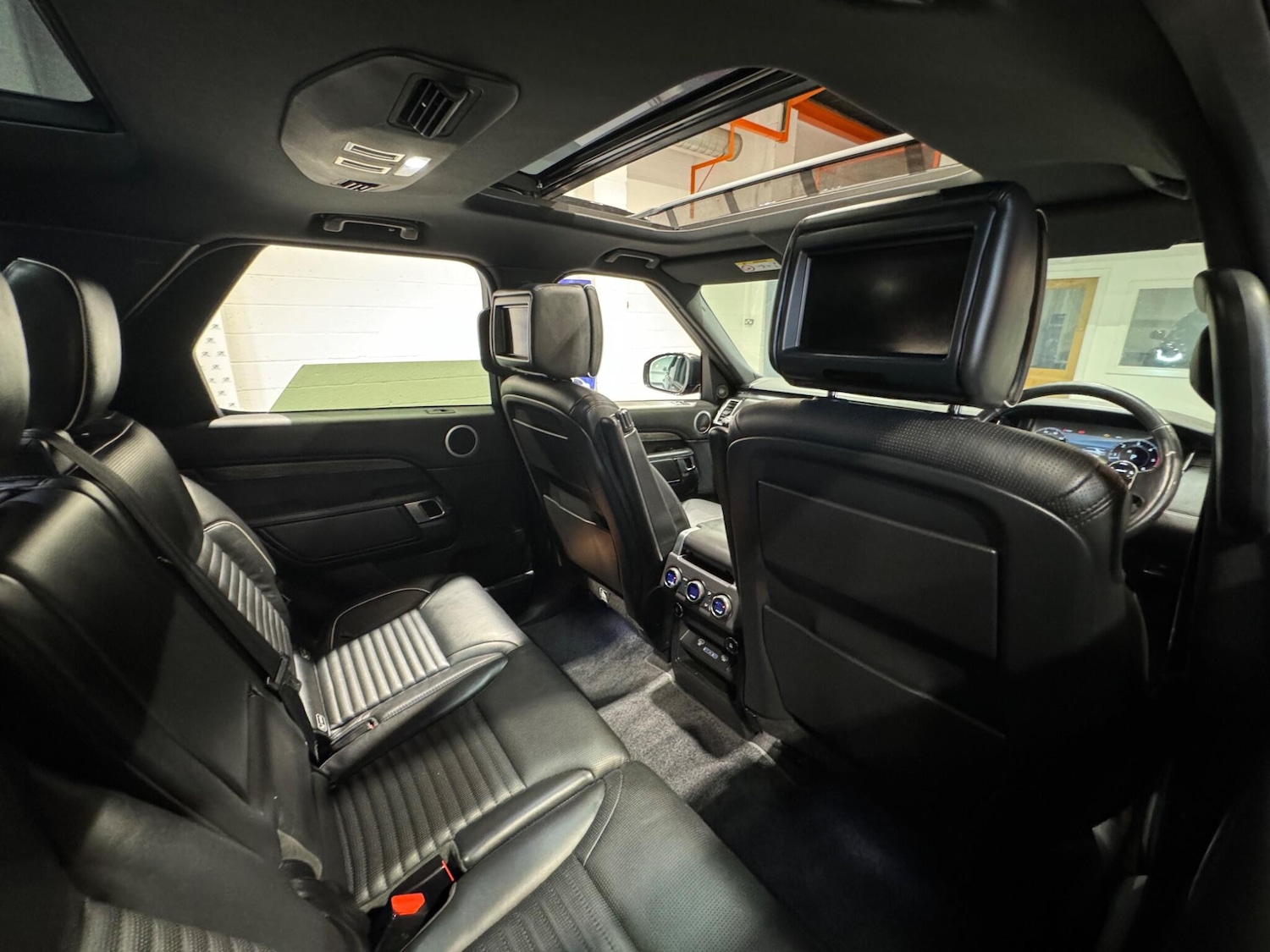 Used Land Rover Discovery 2019 for sale - 75964737: Photo 21