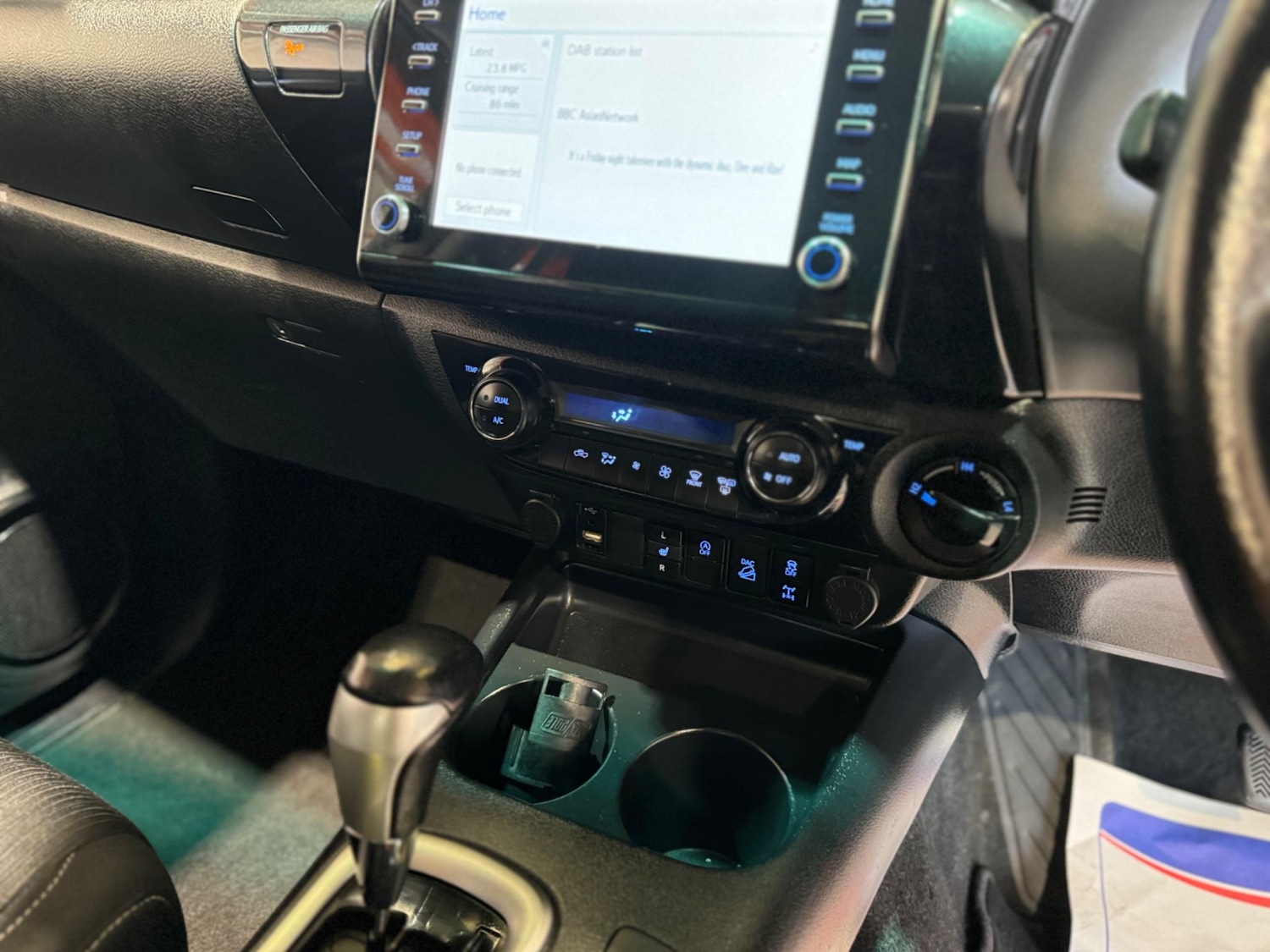 Used Toyota Hilux 2022 for sale - 76987801: Photo 16