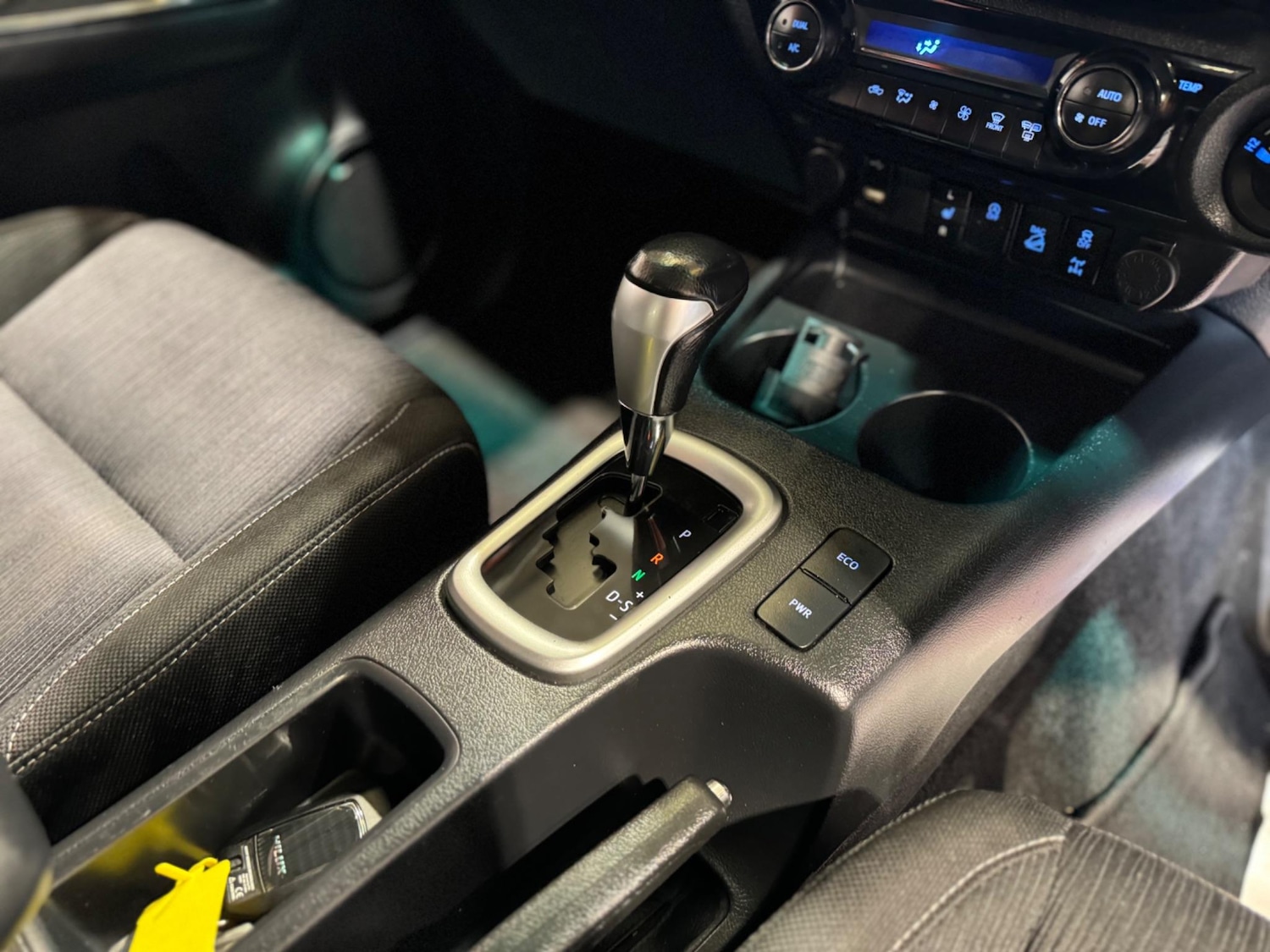 Used Toyota Hilux 2022 for sale - 76987801: Photo 17