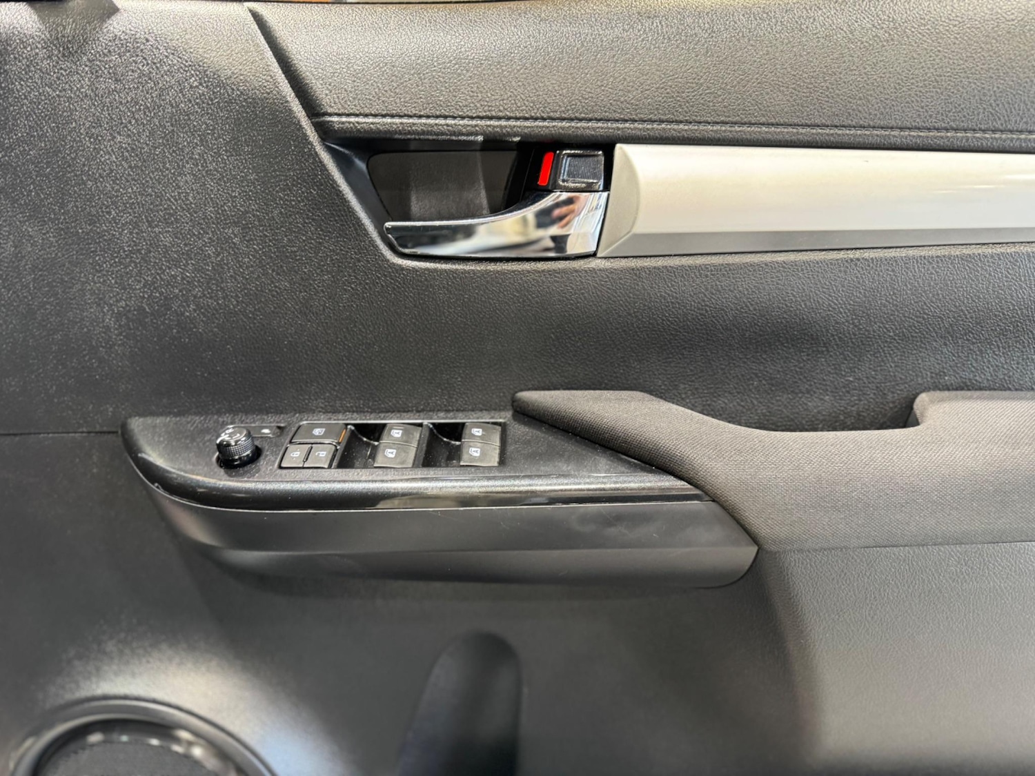 Used Toyota Hilux 2022 for sale - 76987801: Photo 20