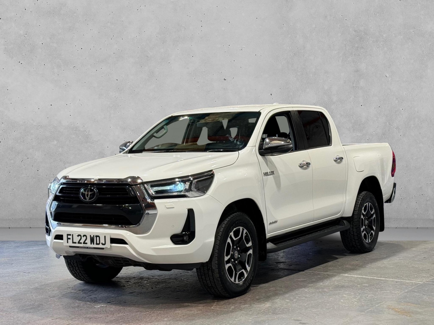 Used Toyota Hilux 2022 for sale - 76987801: Photo 4