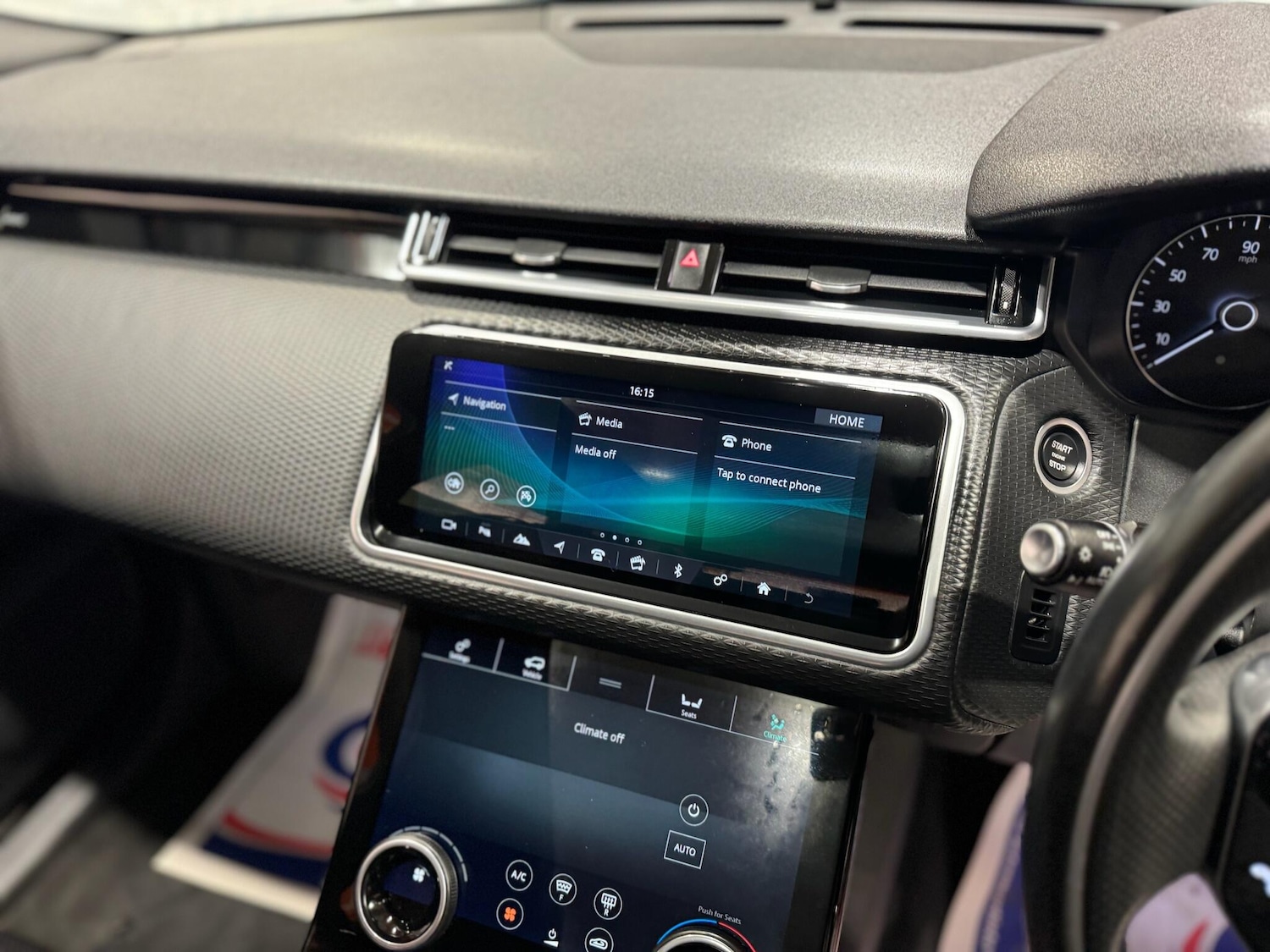 Used Land Rover Range Rover Velar for sale - 76964576: Photo 17