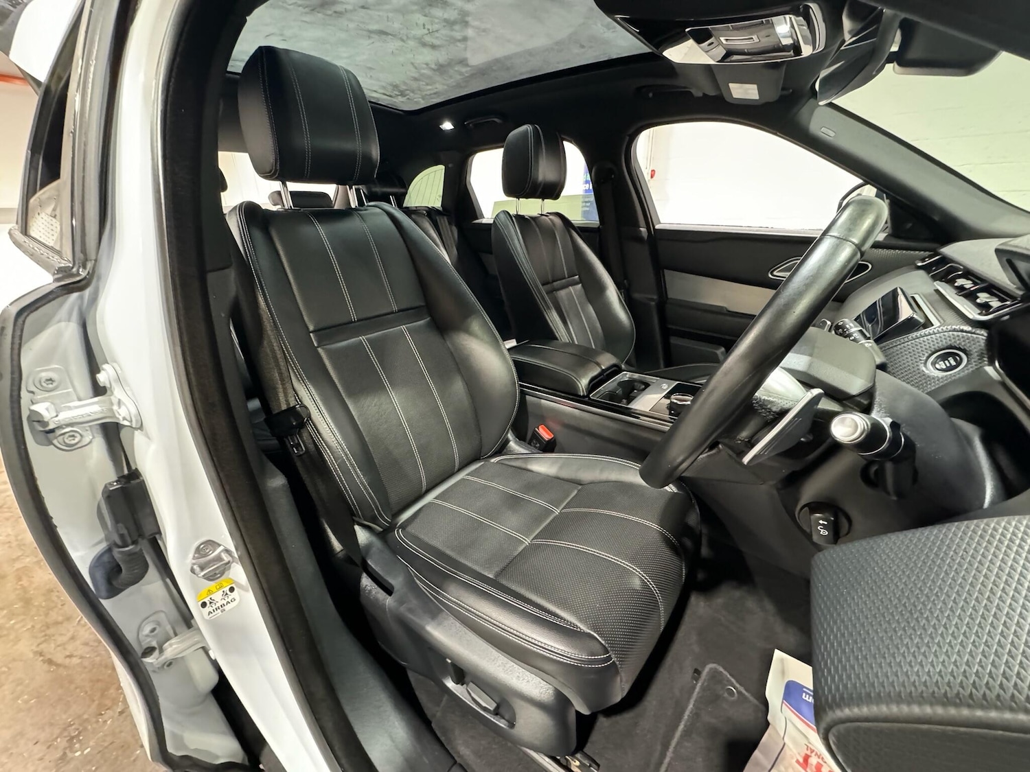 Used Land Rover Range Rover Velar for sale - 76964576: Photo 8