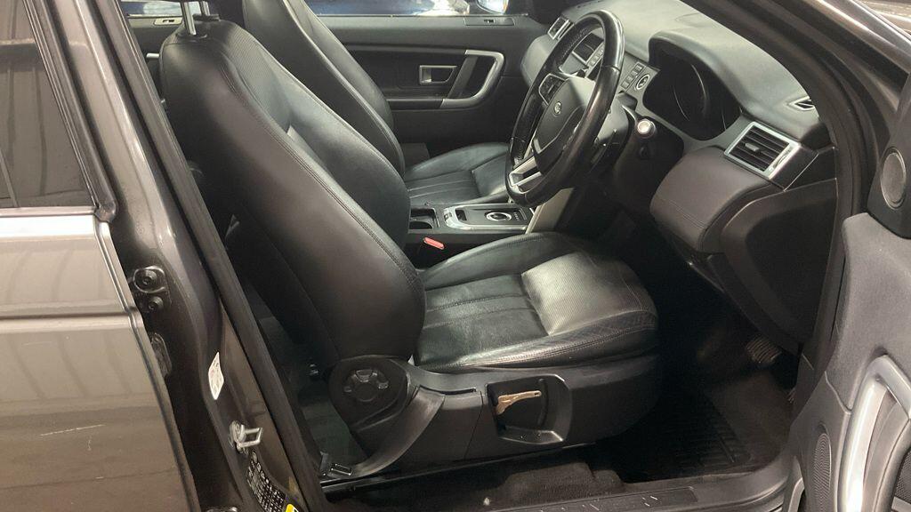 Used Land Rover Discovery Sport 2015 for sale - 76166388: Photo 5
