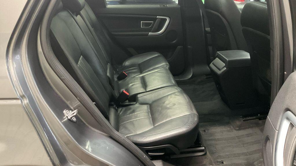 Used Land Rover Discovery Sport 2015 for sale - 76166388: Photo 6