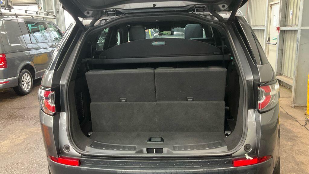 Used Land Rover Discovery Sport 2015 for sale - 76166388: Photo 7