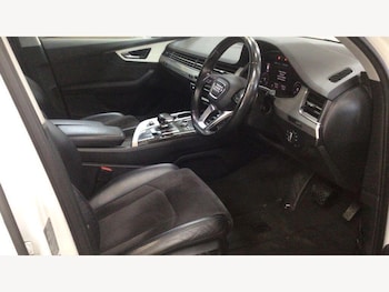 Used Audi Q7 2017 for sale - 76432007: Photo