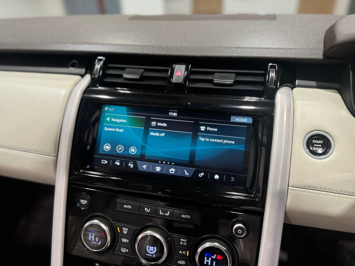 Used Land Rover Discovery 2017 for sale - 76167494: Photo 13