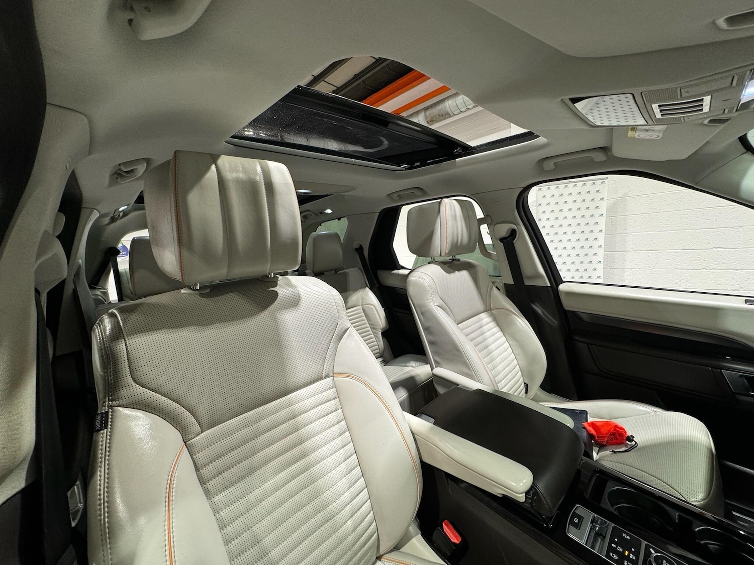 Used Land Rover Discovery 2017 for sale - 76167494: Photo 20