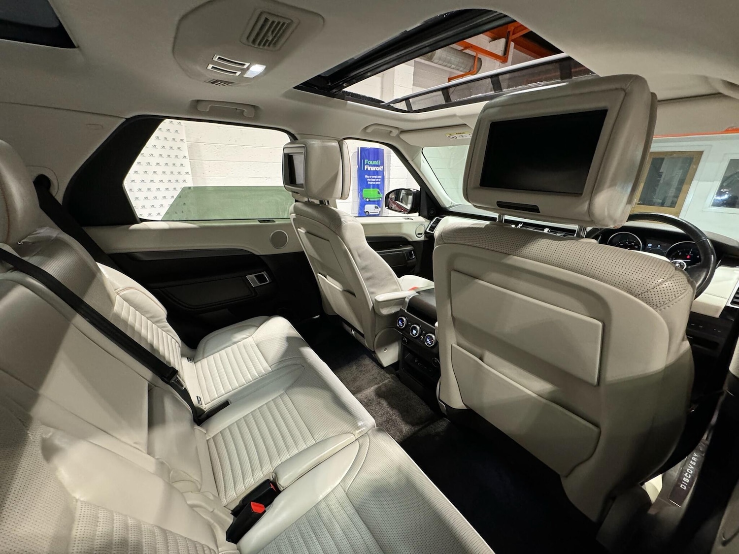 Used Land Rover Discovery 2017 for sale - 76167494: Photo 22