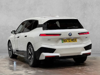 Used BMW iX 2022 for sale - 76926593: Photo