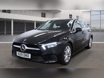 Used Mercedes-Benz A-Class 2019 for sale - 76306236: Photo 2