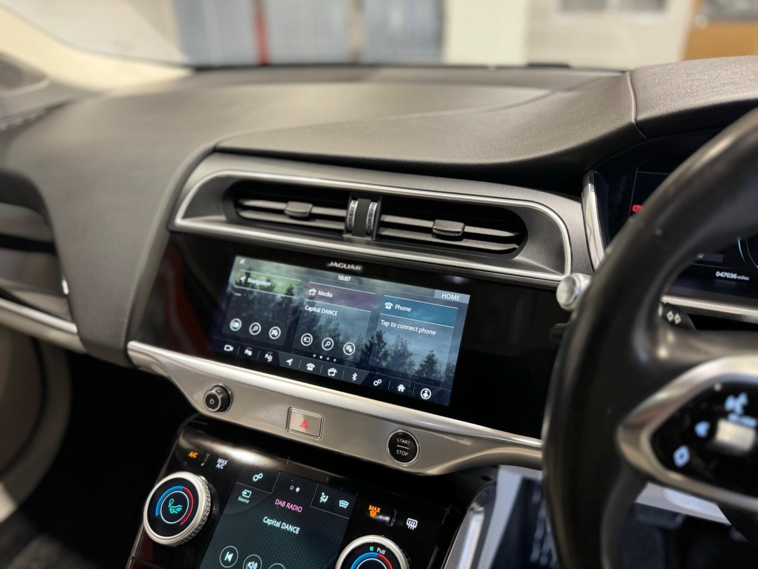 Used Jaguar I-Pace 2019 for sale - 76989329: Photo 11