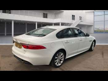 Used Jaguar XF 2017 for sale - 75023510: Photo