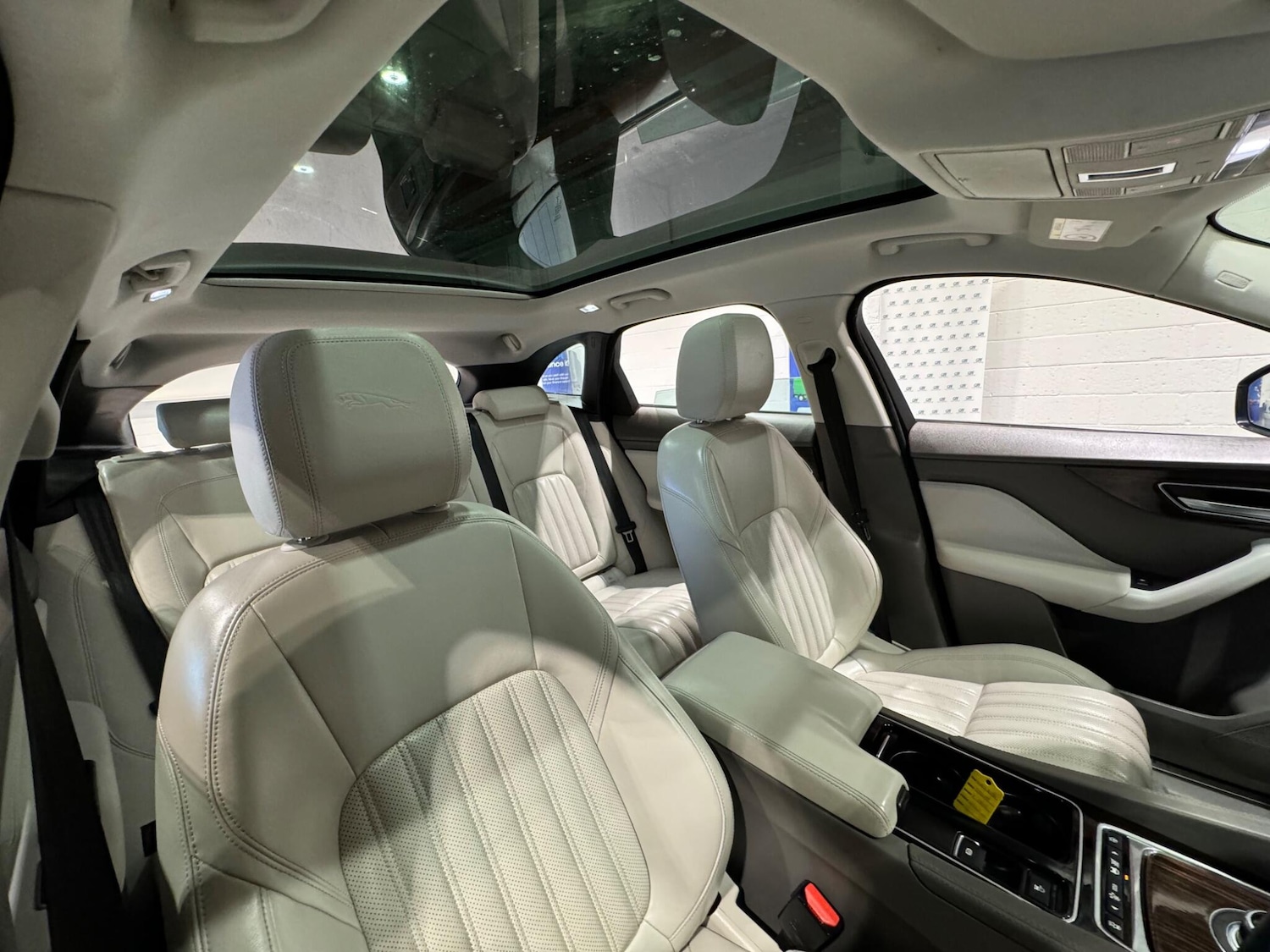 Used Jaguar F-Pace 2017 for sale - 77315204: Photo 19