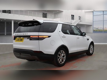 Used Land Rover Discovery 2018 for sale - 76167505: Photo 3