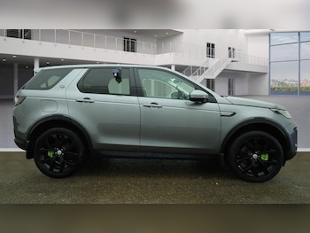 Used Land Rover Discovery Sport 2019 for sale - 75965238: Photo