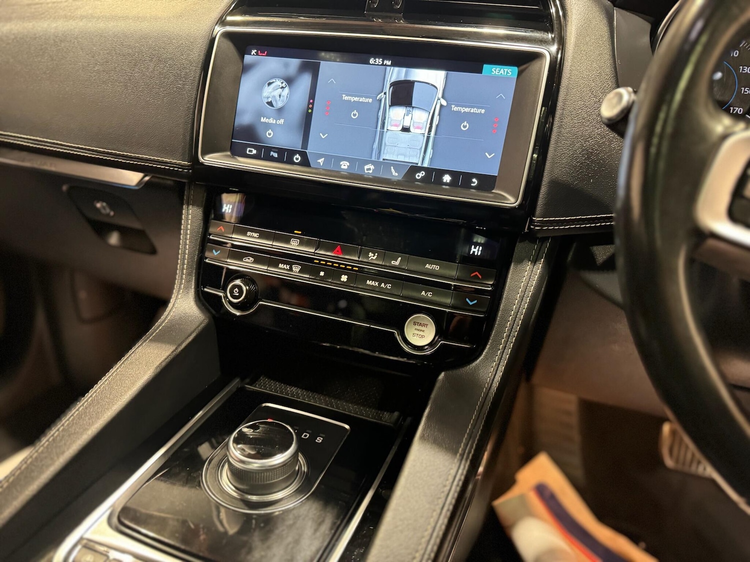 Used Jaguar F-Pace 2019 for sale - 76688984: Photo 16