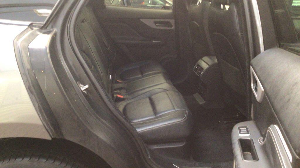 Used Jaguar F-Pace 2019 for sale - 76688984: Photo 7