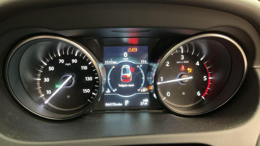 Used Land Rover Discovery Sport 2018 for sale - 76689562: Photo 8